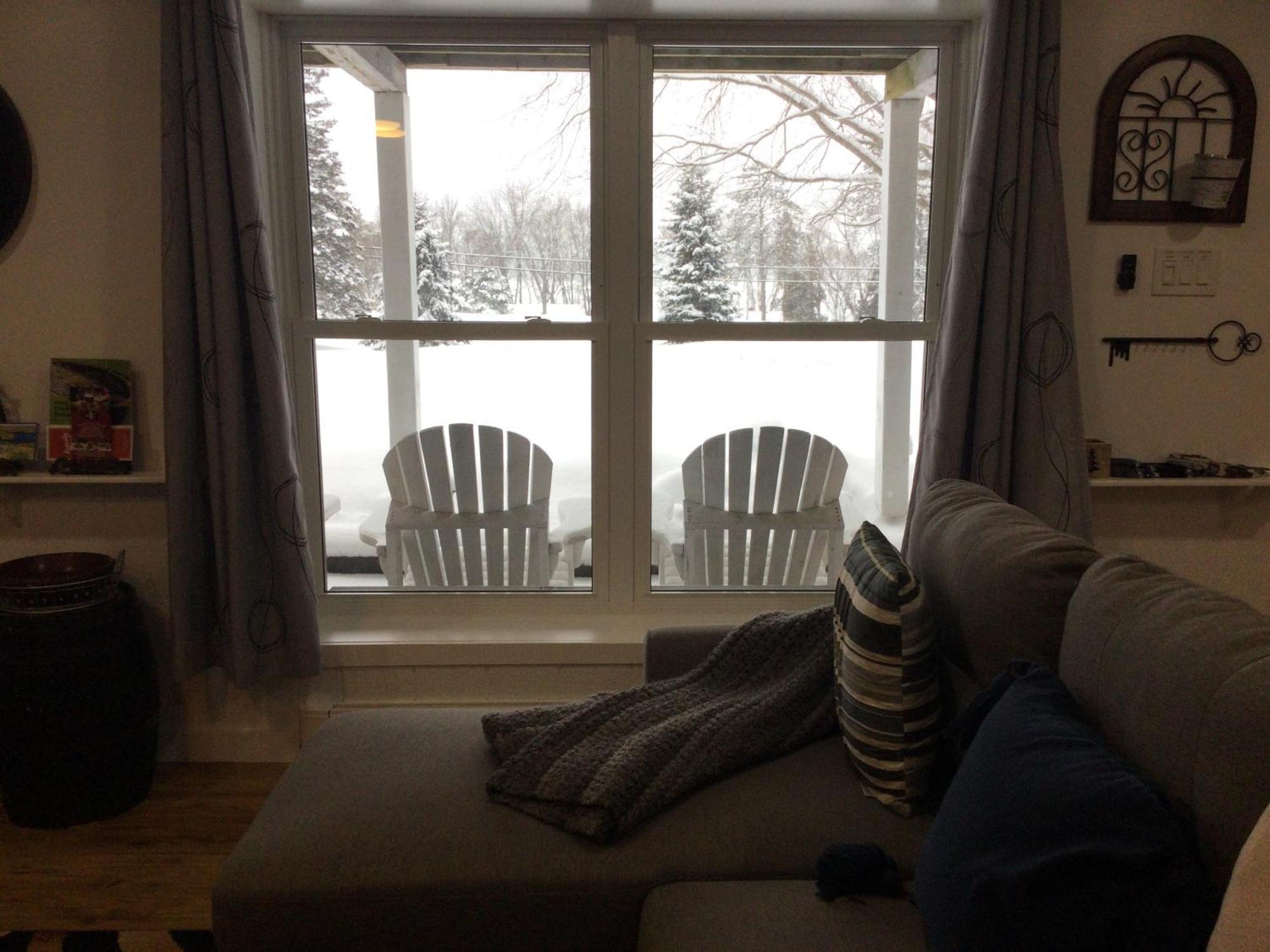 Our Place Up North Bnb Хантсвилл Экстерьер фото